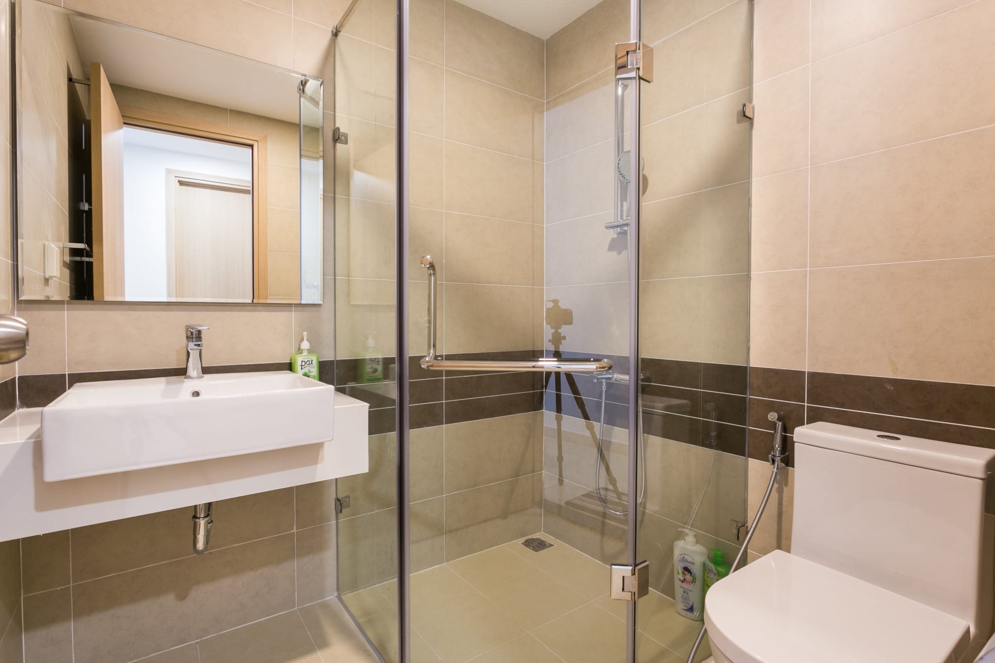 Bathroom in studio apartment at Saigon Apartment