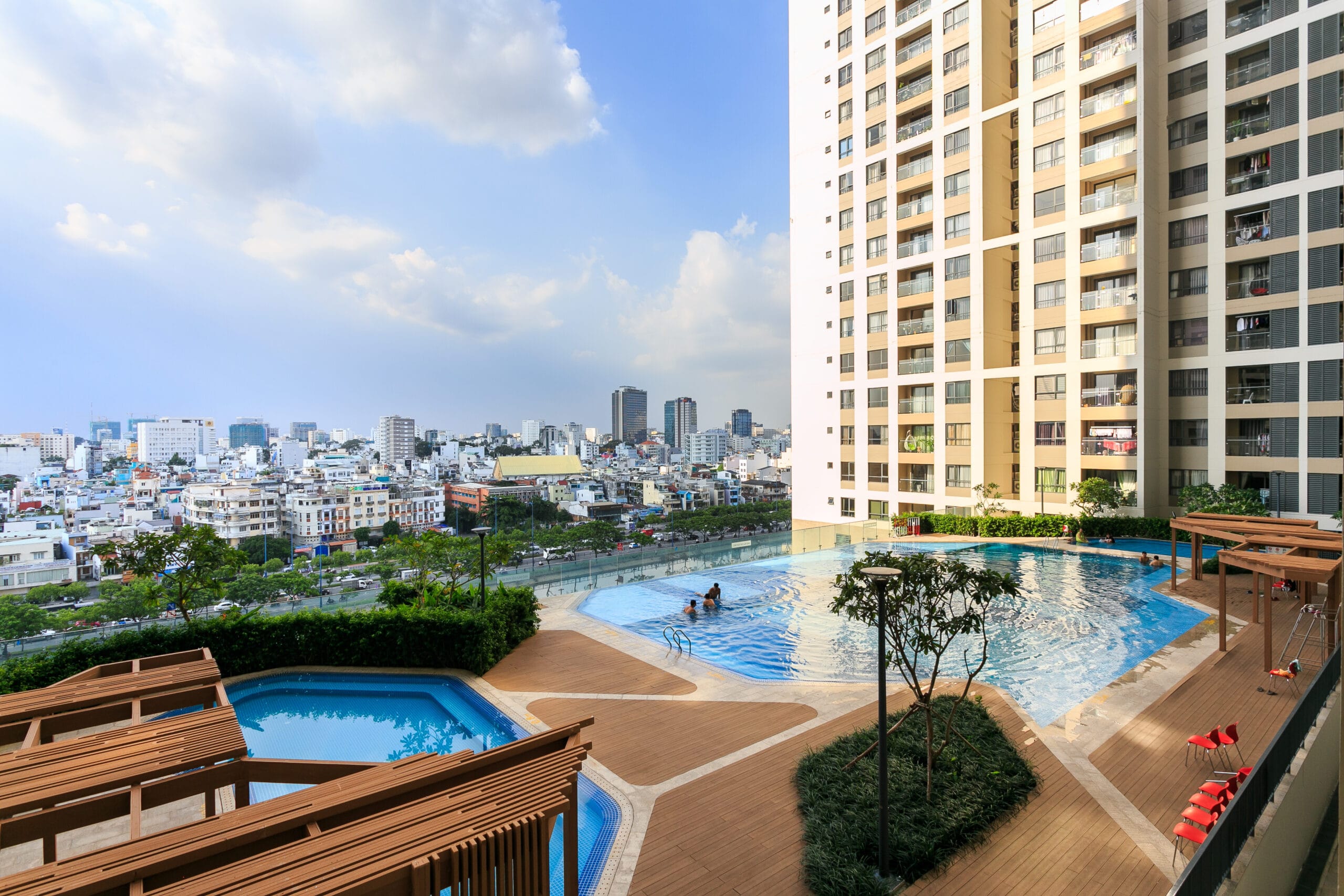 Free outdoor pool at Saigon Apartment residence