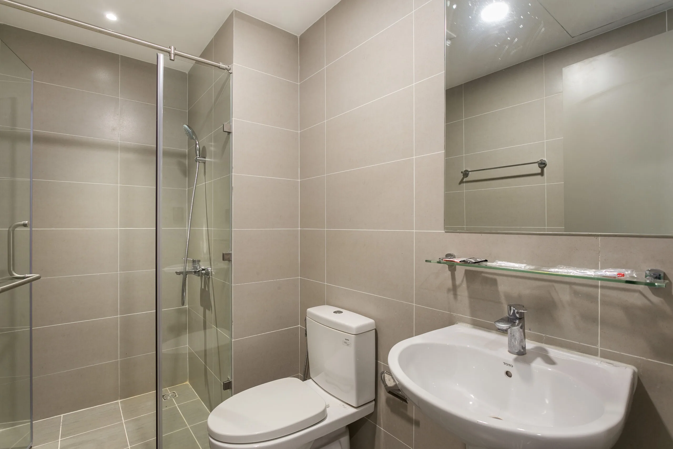 Căn hộ 2 phòng ngủ RiverGate Residence hình 9